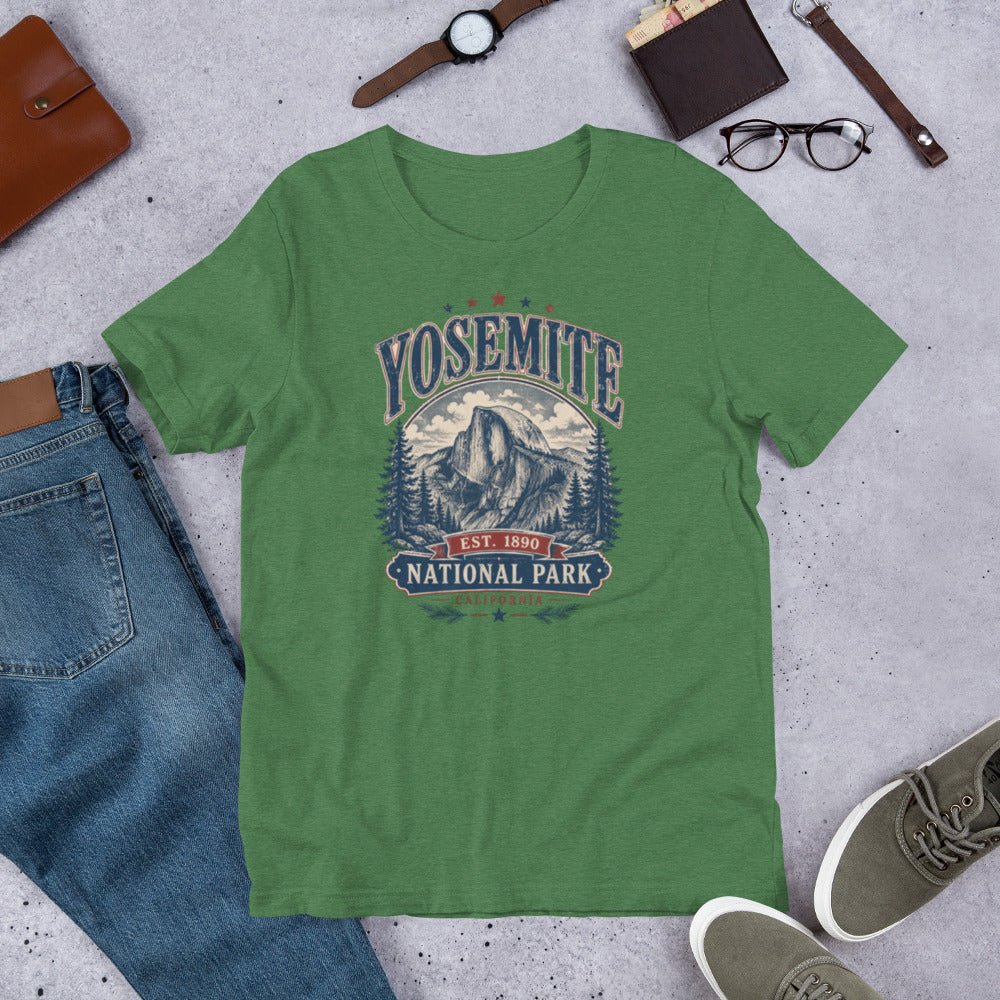 Yosemite National Park Valley Hiking T-Shirt - Snappymood
