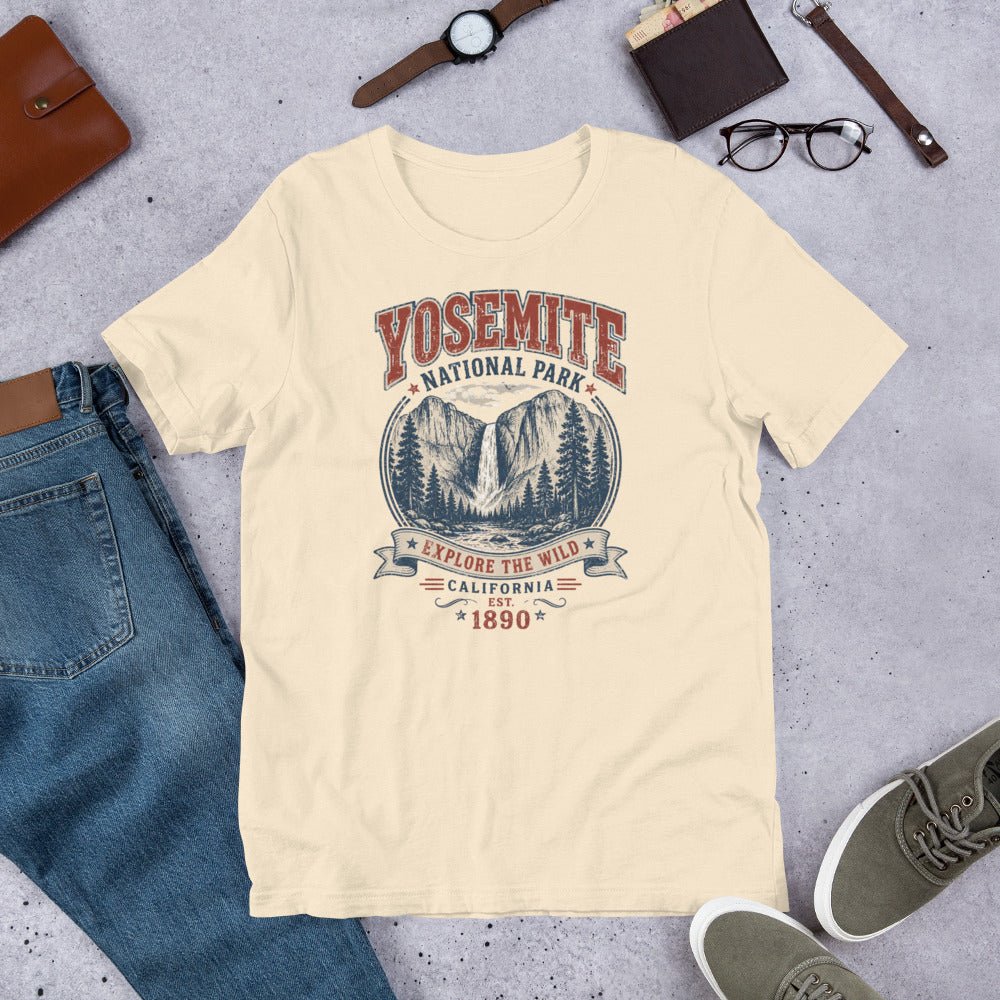 Yosemite National Park Waterfall Hiking T-Shirt - Snappymood