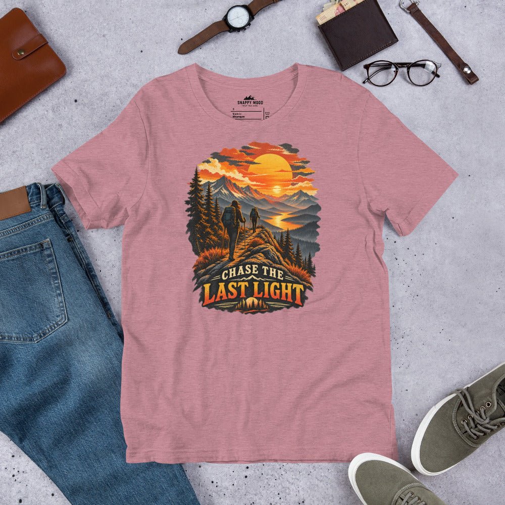Chase The last Light Hiking Sun T-Shirt - Snappy Mood