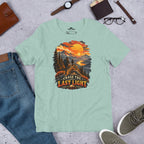Chase The last Light Hiking Sun T-Shirt - Snappy Mood