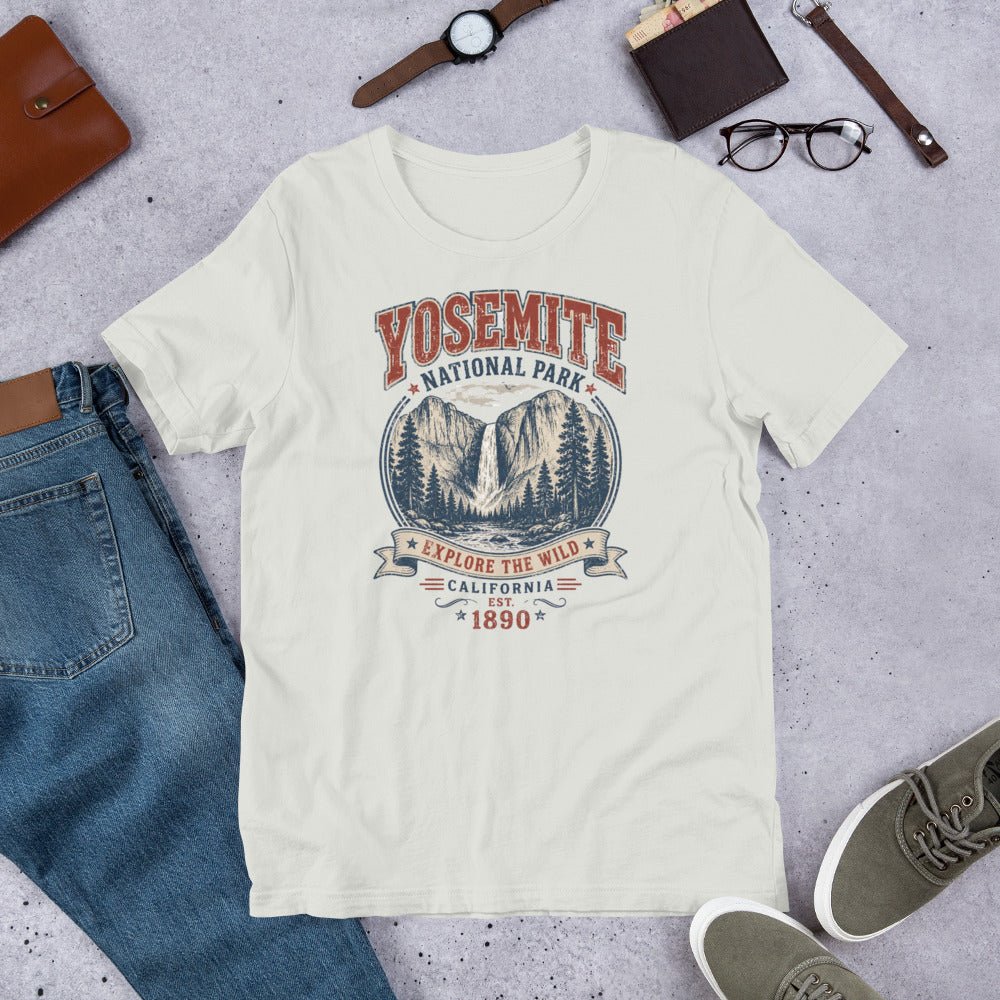 Yosemite National Park Waterfall Hiking T-Shirt - Snappymood